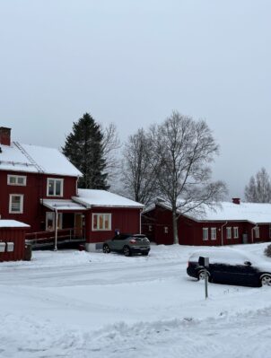 Tavelsjö, snowy village